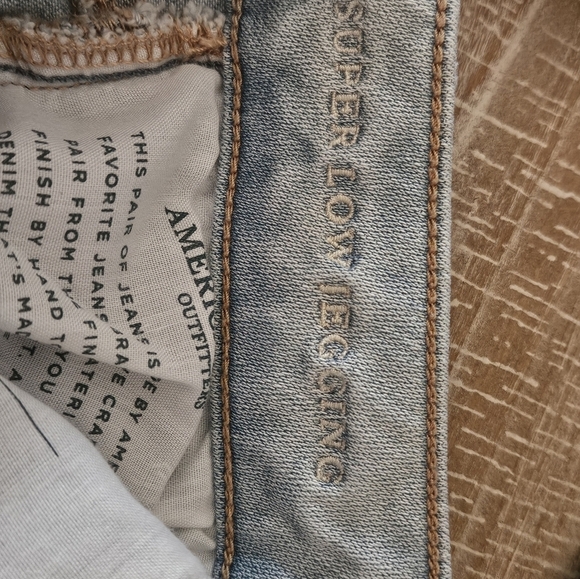 American Eagle Super Low Jegging - size 4 Regular - EUC - Picture 4 of 4